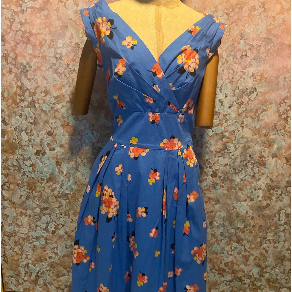 Emily and Fin dress size XS